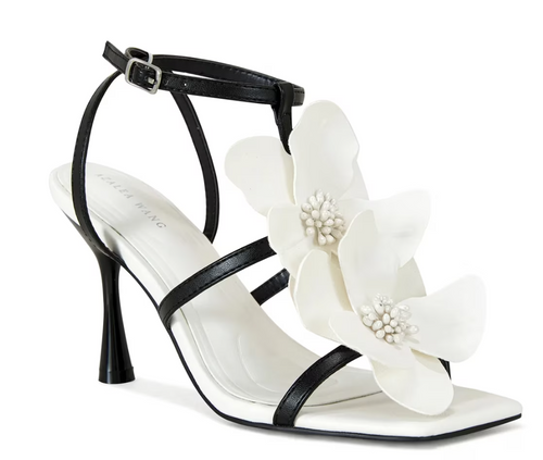 Azalea Wang Merci Sandal *Pre Orden*